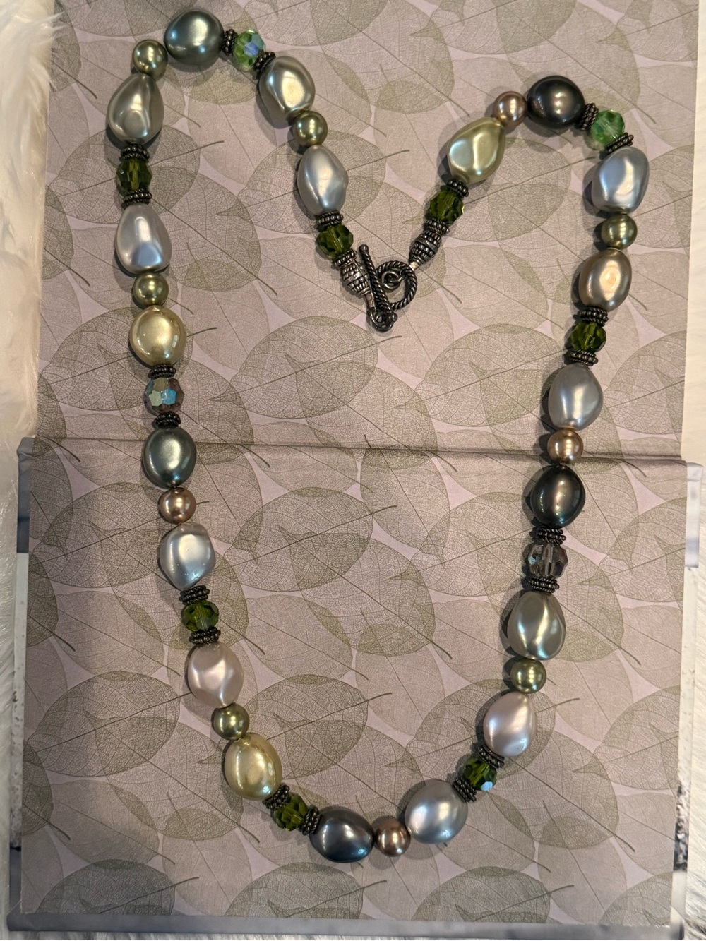 Chunky Vintage-Style Glass Baroque Pearl Statement Necklace Olive Cream Tones